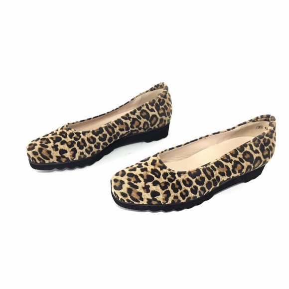 🌹Peter Kaiser Leopard Print Nubuck Wedge Flat🌹 - Picture 4 of 8